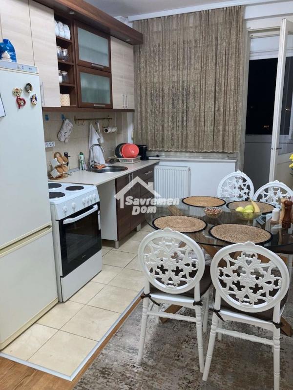 Slika 4 - Dvosoban, 54m2, sa terasom, ima lift