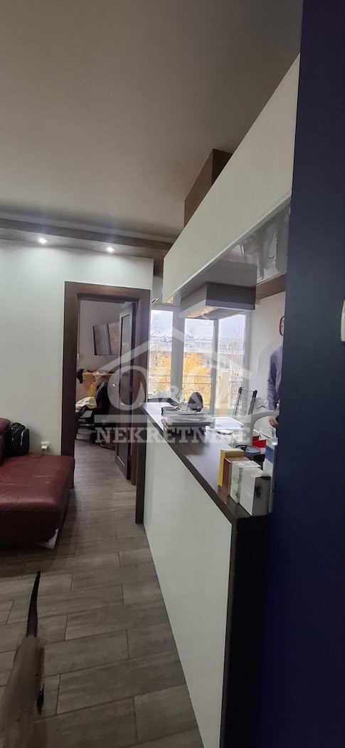 Slika 2 - Troiposoban, 76m2, Erdoglija Kragujevac, sa terasom