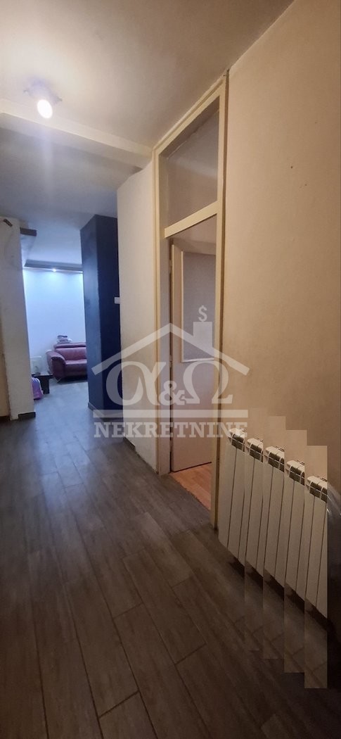 Slika 5 - Troiposoban, 76m2, Erdoglija Kragujevac, sa terasom