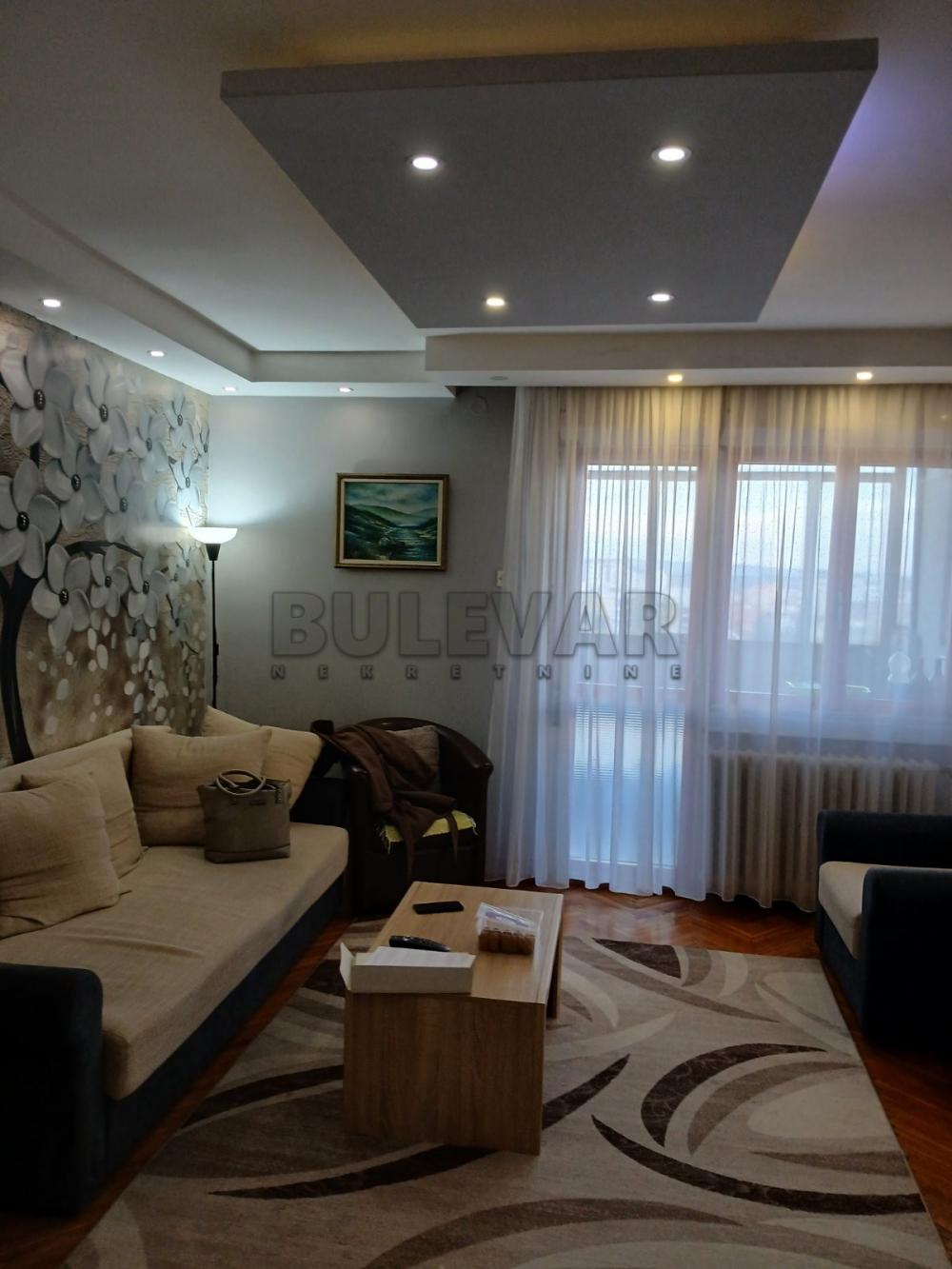 Slika 1 - Četvorosoban, 91m2, Gružanska Kragujevac, sa terasom, ima lift