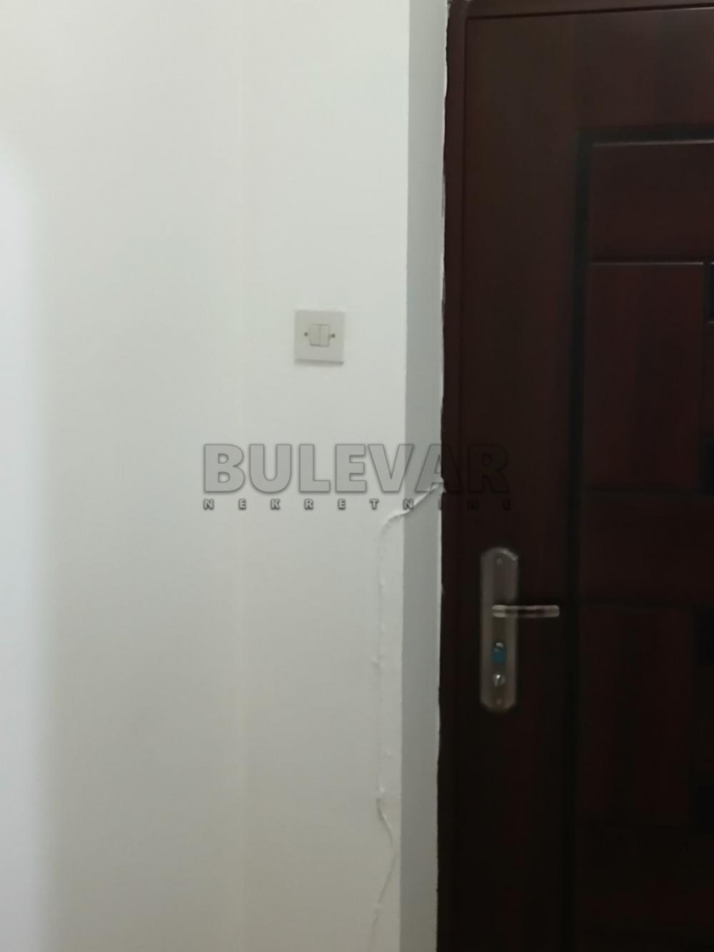 Slika 6 - Dvoiposoban, 64m2, Daničićeva Kragujevac, sa terasom, ima lift