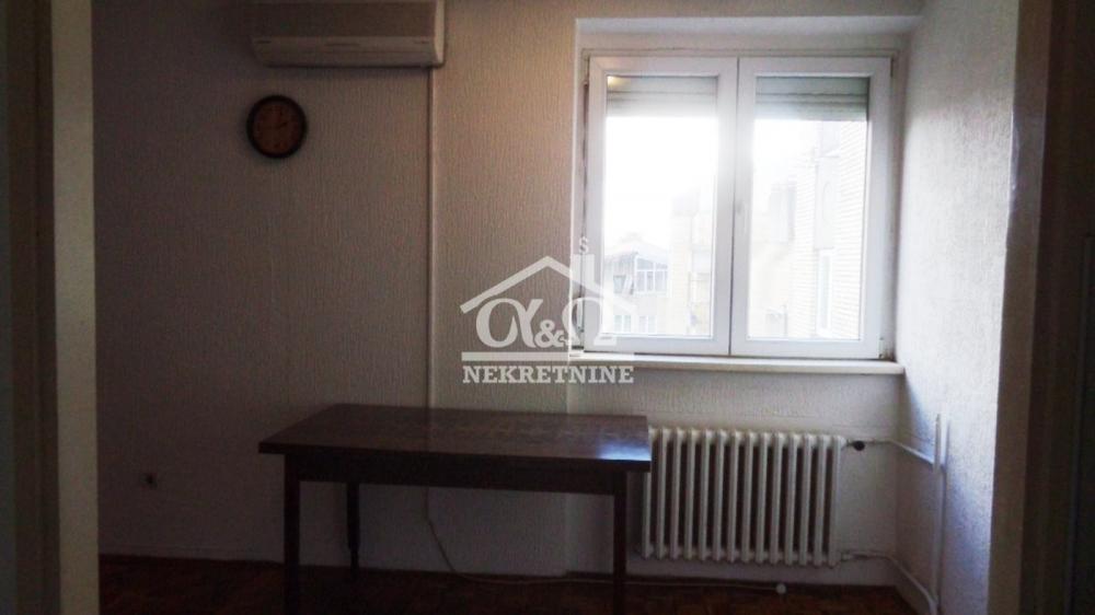 Slika 10 - Dvosoban, 59m2, Aerodrom Kragujevac, sa terasom