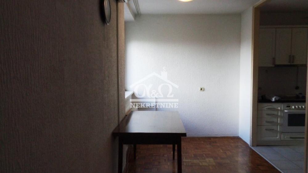 Slika 11 - Dvosoban, 59m2, Aerodrom Kragujevac, sa terasom