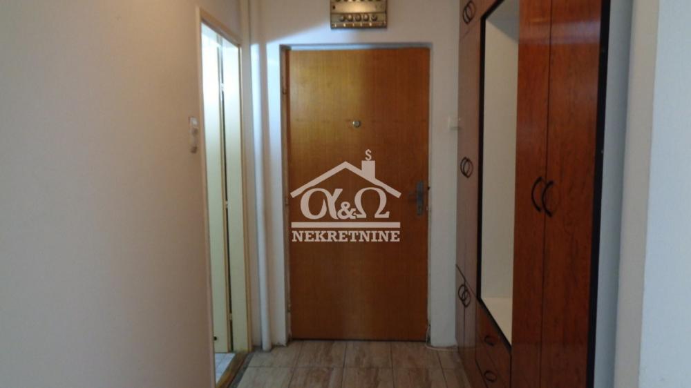 Slika 4 - Dvosoban, 59m2, Aerodrom Kragujevac, sa terasom