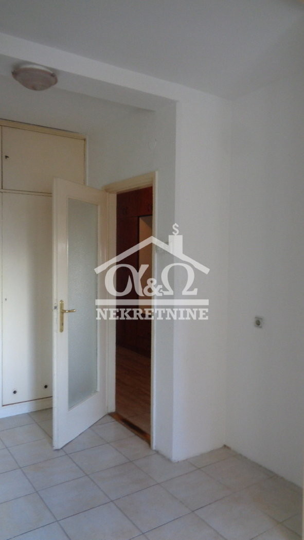 Slika 9 - Dvosoban, 59m2, Aerodrom Kragujevac, sa terasom