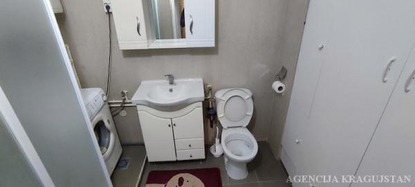 Slika 0 - Dvosoban, 55m2, Erdoglija Kragujevac, sa terasom