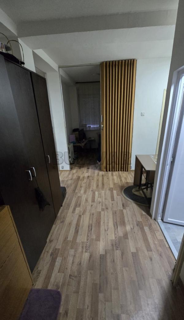 Slika 4 - Dvosoban, 47m2, Atinska Kragujevac, sa terasom, ima lift