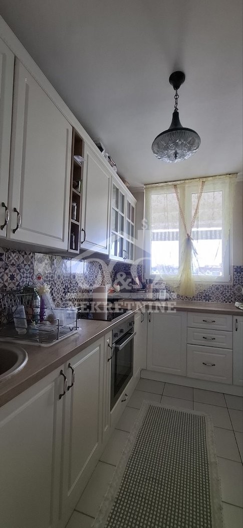 Slika 7 - Trosoban, 71m2, sa terasom