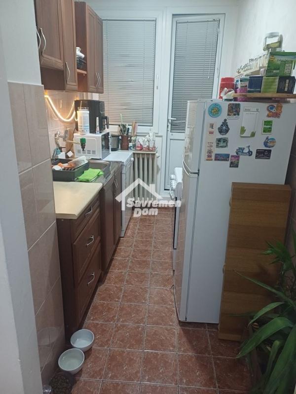 Slika 3 - Dvosoban, 52m2, Erdoglija Kragujevac, sa terasom