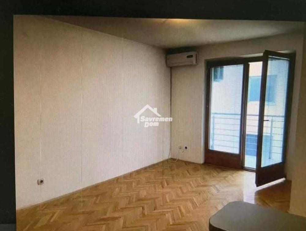 Glavna slika -Trosoban, 54m2, sa terasom