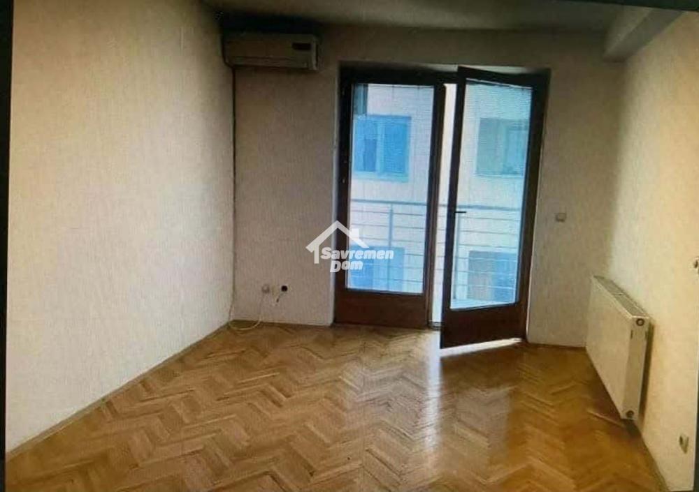 Slika 2 - Trosoban, 54m2, sa terasom