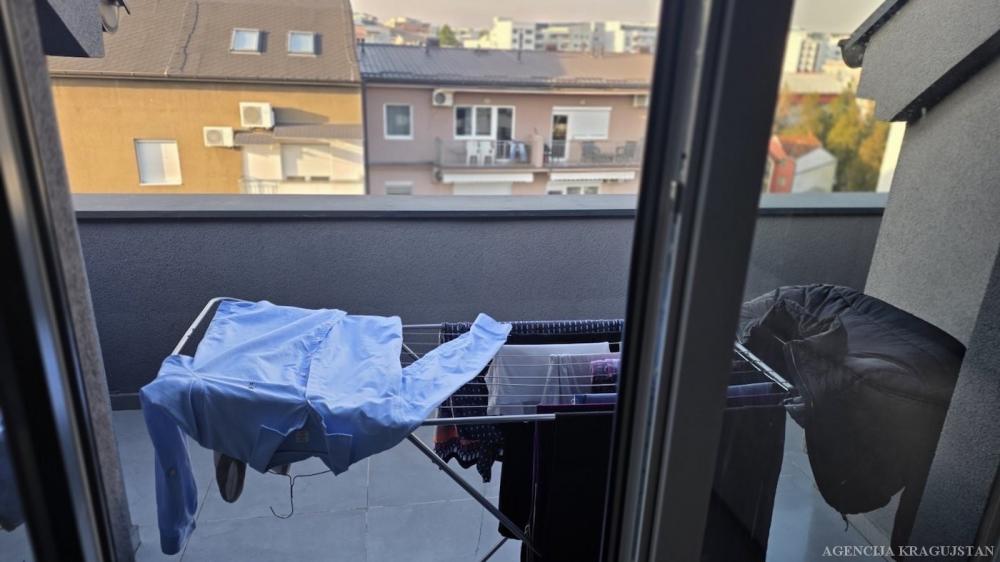 Slika 4 - Dvosoban, 46m2, sa terasom, ima lift