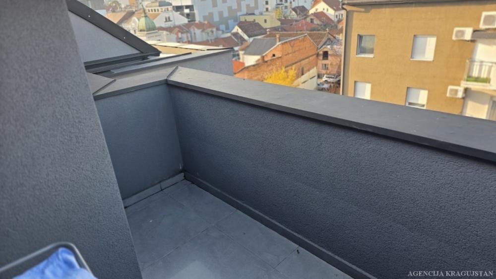 Slika 6 - Dvosoban, 46m2, sa terasom, ima lift