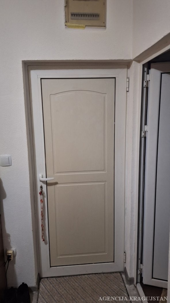 Slika 9 - Prodaja stana, 23m2, Bubanj Kragujevac