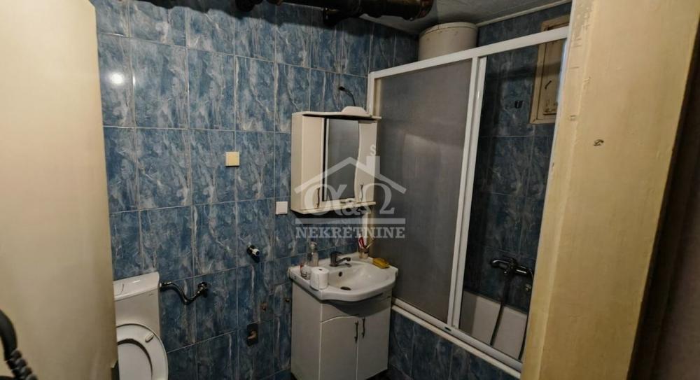 Slika 5 - Jednosoban, 40m2, Stanovo Kragujevac, sa terasom