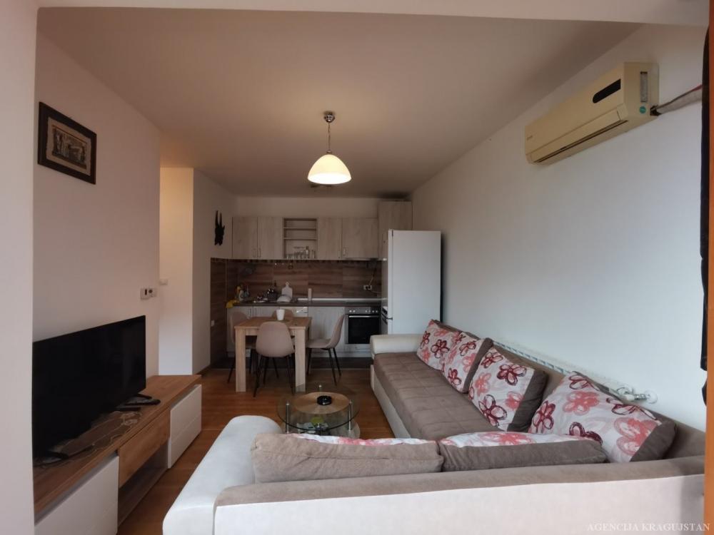 Slika 1 - Jednoiposoban, 28m2, ima lift