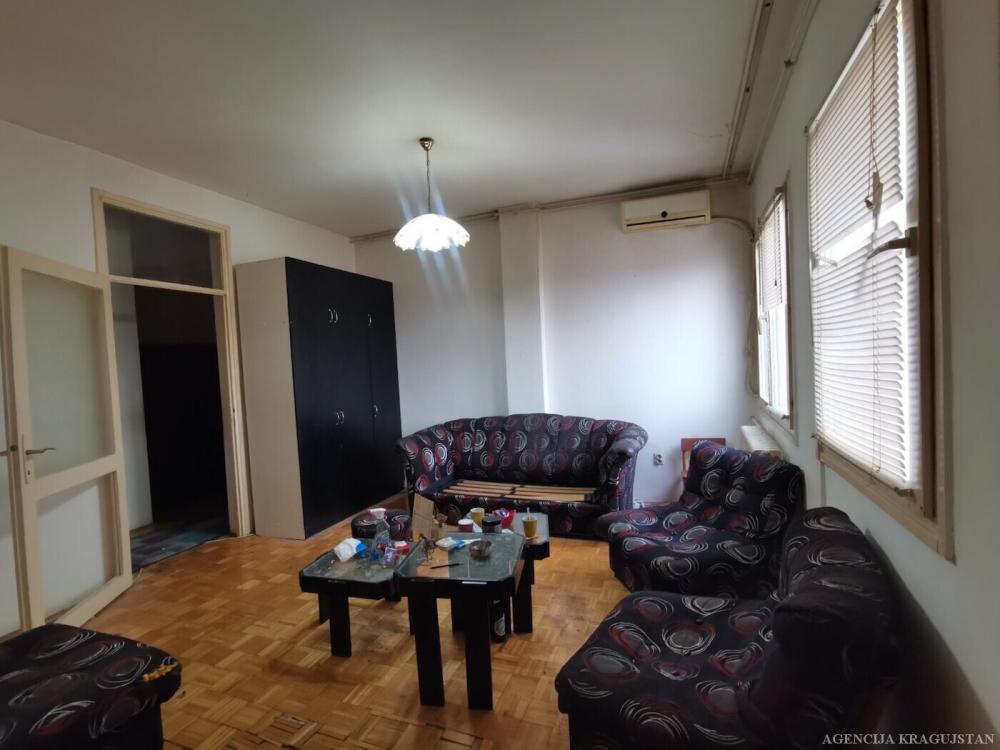Slika 3 - Dvosoban, 41m2, Kragujevac centar Kragujevac, ima lift