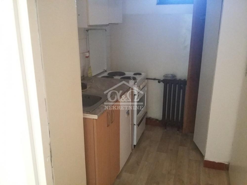 Slika 1 - Jednosoban, 32m2, sa terasom, ima lift