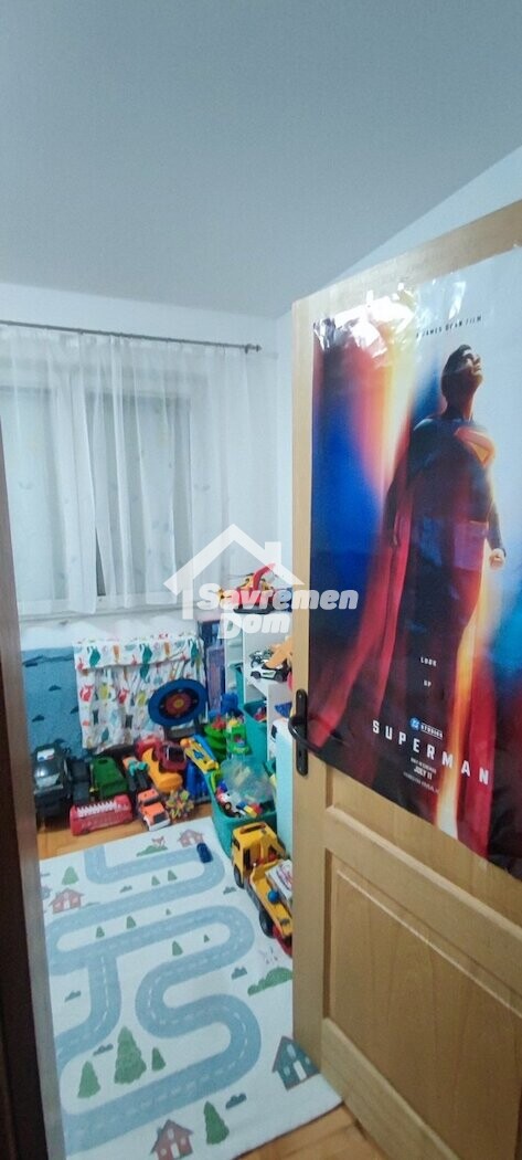 Slika 8 - Trosoban, 53m2, sa terasom, ima lift