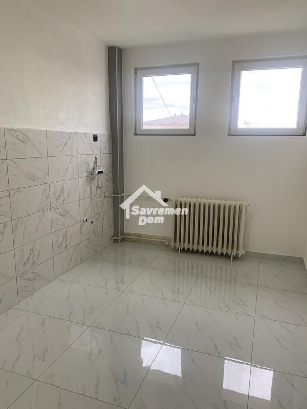 Glavna slika -Jednoiposoban, 35m2, ima lift