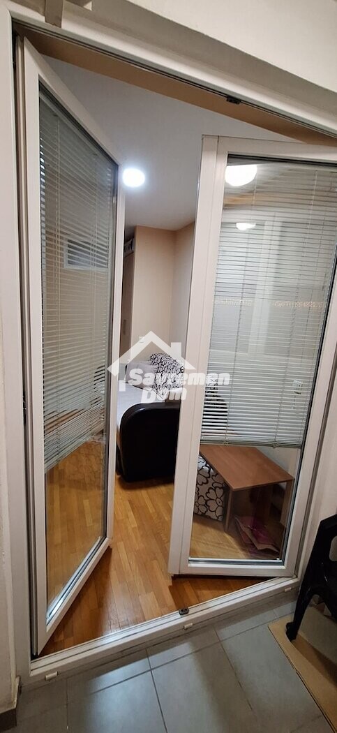 Slika 6 - Dvosoban, 43m2, Erdoglija Kragujevac, sa terasom, ima lift