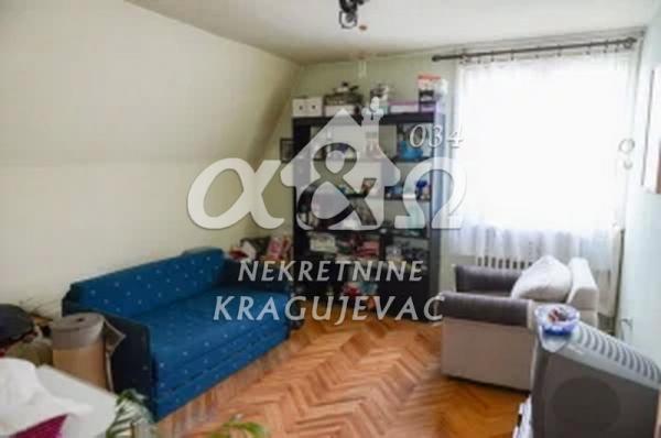 Slika 6 - Dvosoban, 55m2, Stanovo Kragujevac, sa terasom