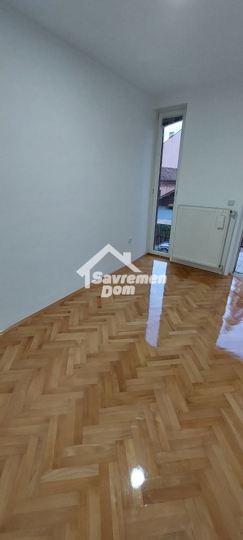 Slika 3 - Trosoban, 54m2, Veliki park Kragujevac