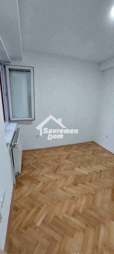 Slika 5 - Trosoban, 54m2, Veliki park Kragujevac