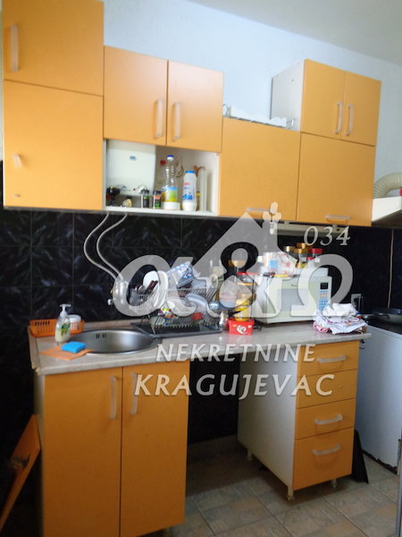 Slika 5 - Trosoban, 73m2, sa terasom, ima lift