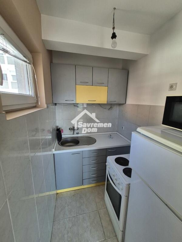 Slika 3 - Dvosoban, 38m2, Bubanj Kragujevac, sa terasom