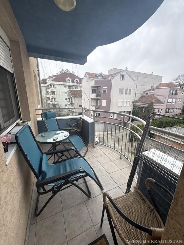 Slika 7 - Jednoiposoban, 51m2, Veliki park Kragujevac, sa terasom