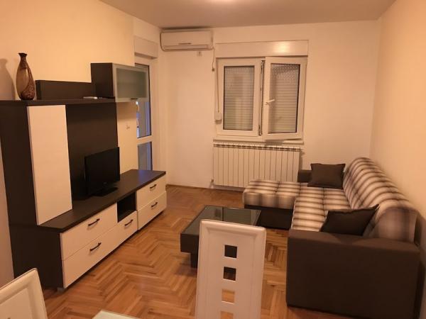 Slika 1 - Dvosoban, 40m2, sa terasom, ima lift