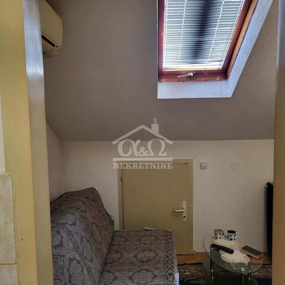 Slika 2 - Prodaja stana, 18m2, ima lift