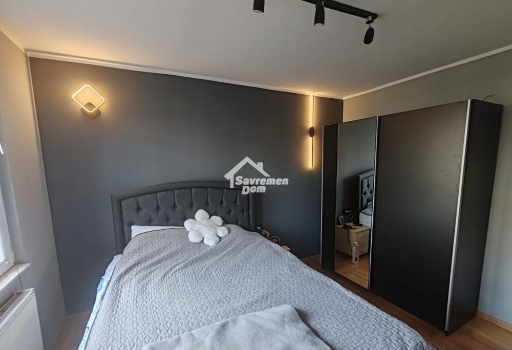 Slika 6 - Trosoban, 53m2, Bubanj Kragujevac, sa terasom