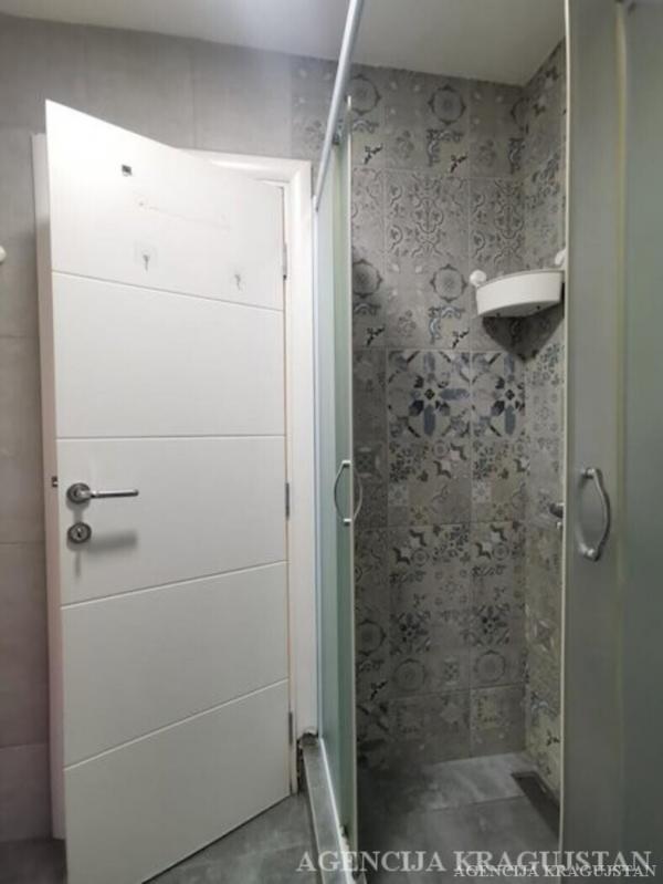 Slika 5 - Jednoiposoban, 28m2, ima lift