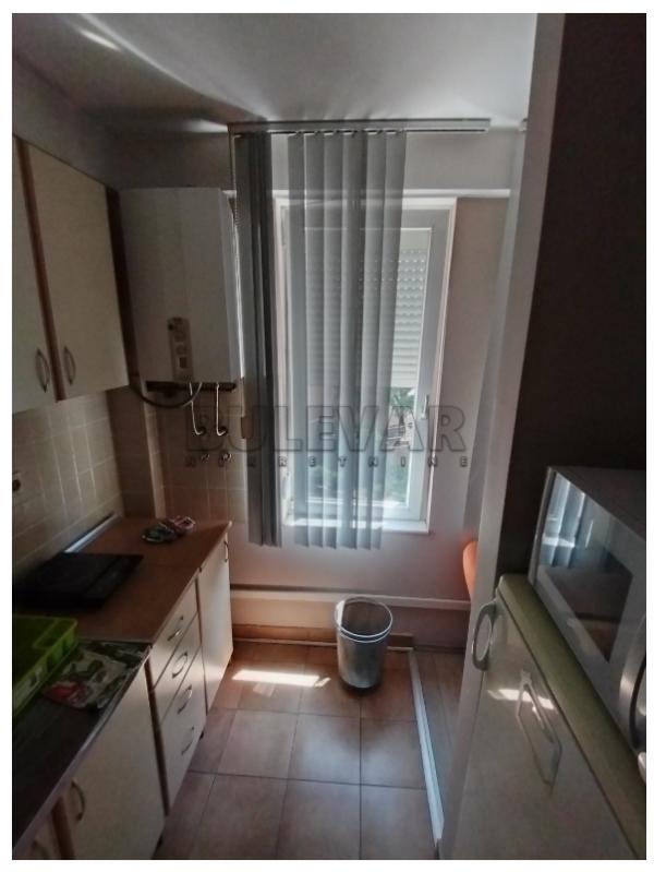 Slika 6 - Četvorosoban, 80m2, Daničićeva Kragujevac, sa terasom