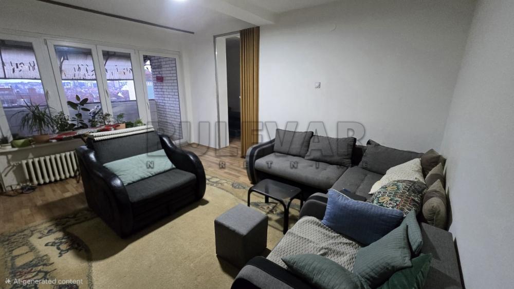 Slika 7 - Dvosoban, 47m2, Atinska Kragujevac, sa terasom, ima lift