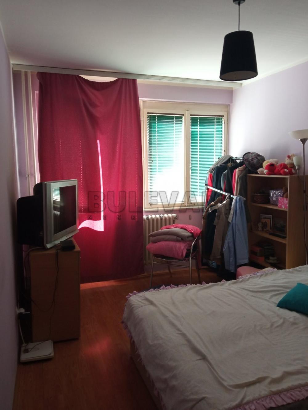 Slika 3 - Dvosoban, 51m2, Kopaonička Kragujevac, sa terasom