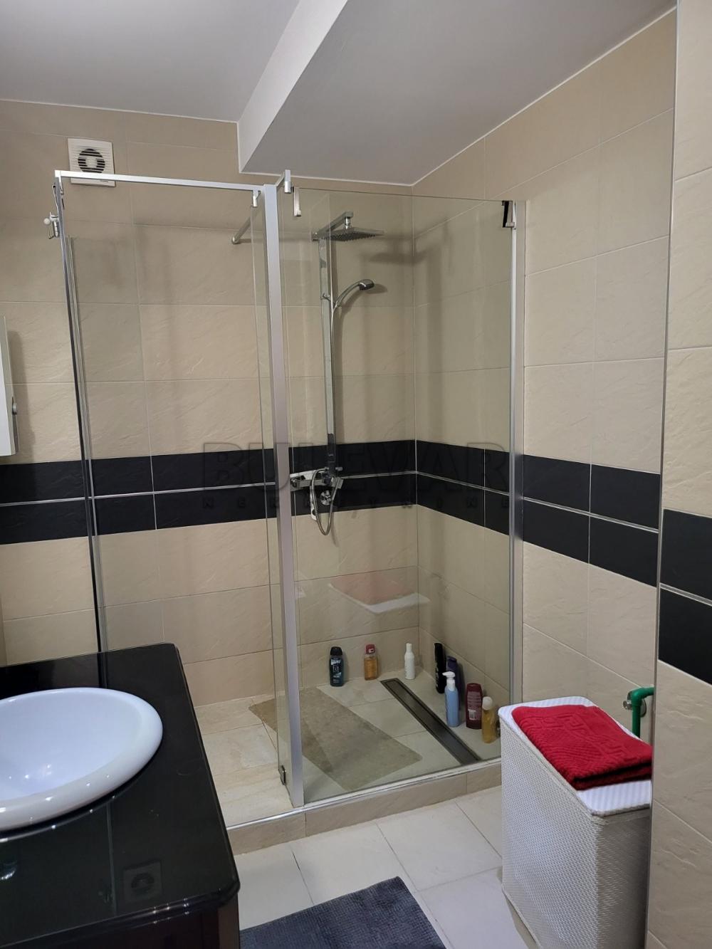 Slika 1 - Trosoban, 114m2, Tanaska Rajića Kragujevac, sa terasom, ima lift