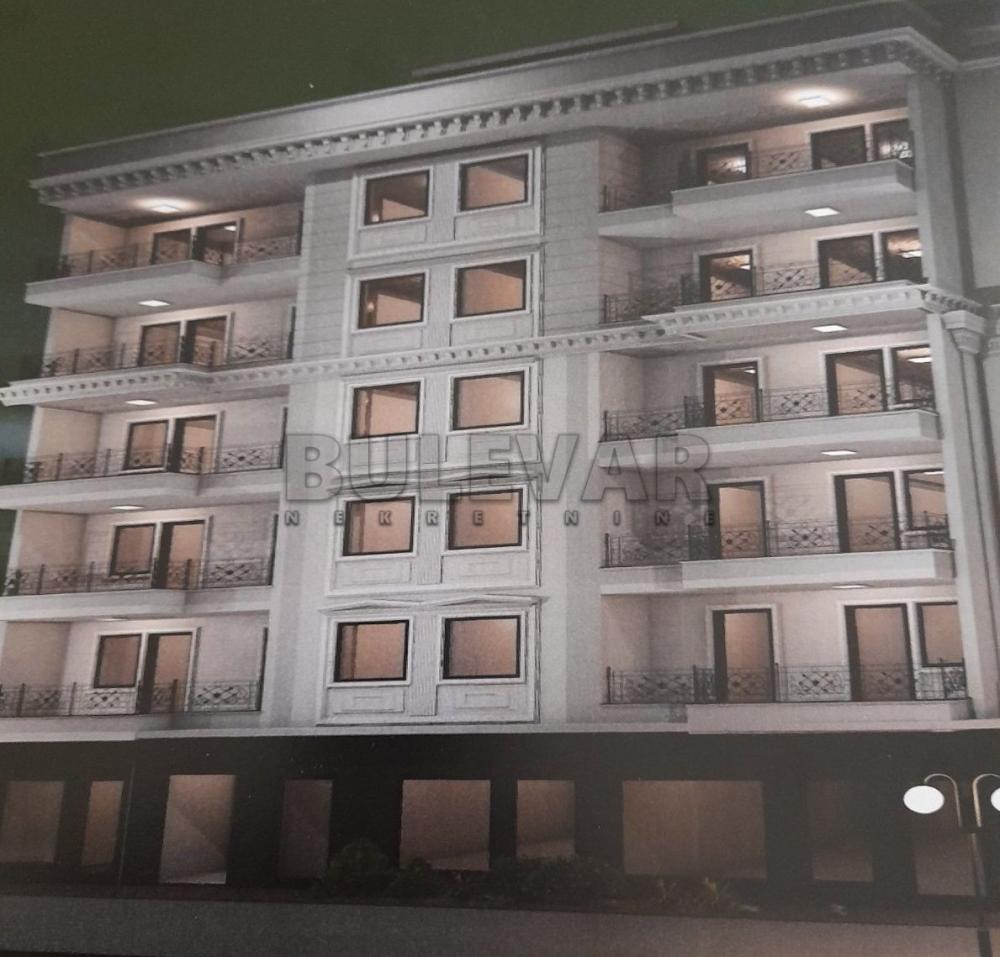 Slika 2 - Trosoban, 70m2, Grada Sirena Kragujevac, sa terasom, ima lift