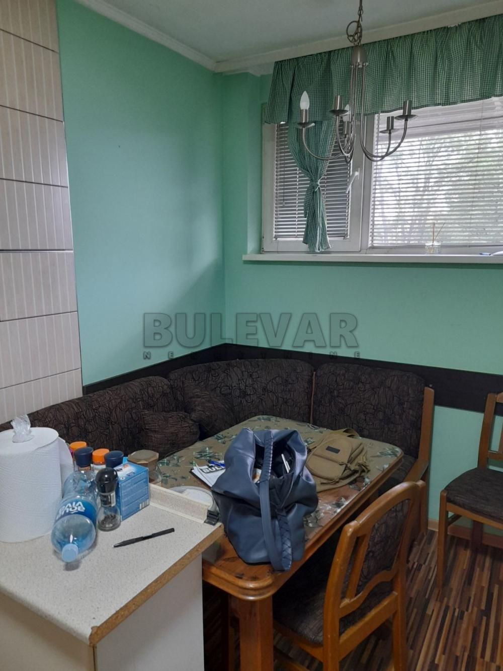 Slika 5 - Dvosoban, 48m2, Ilindenska Kragujevac, sa terasom