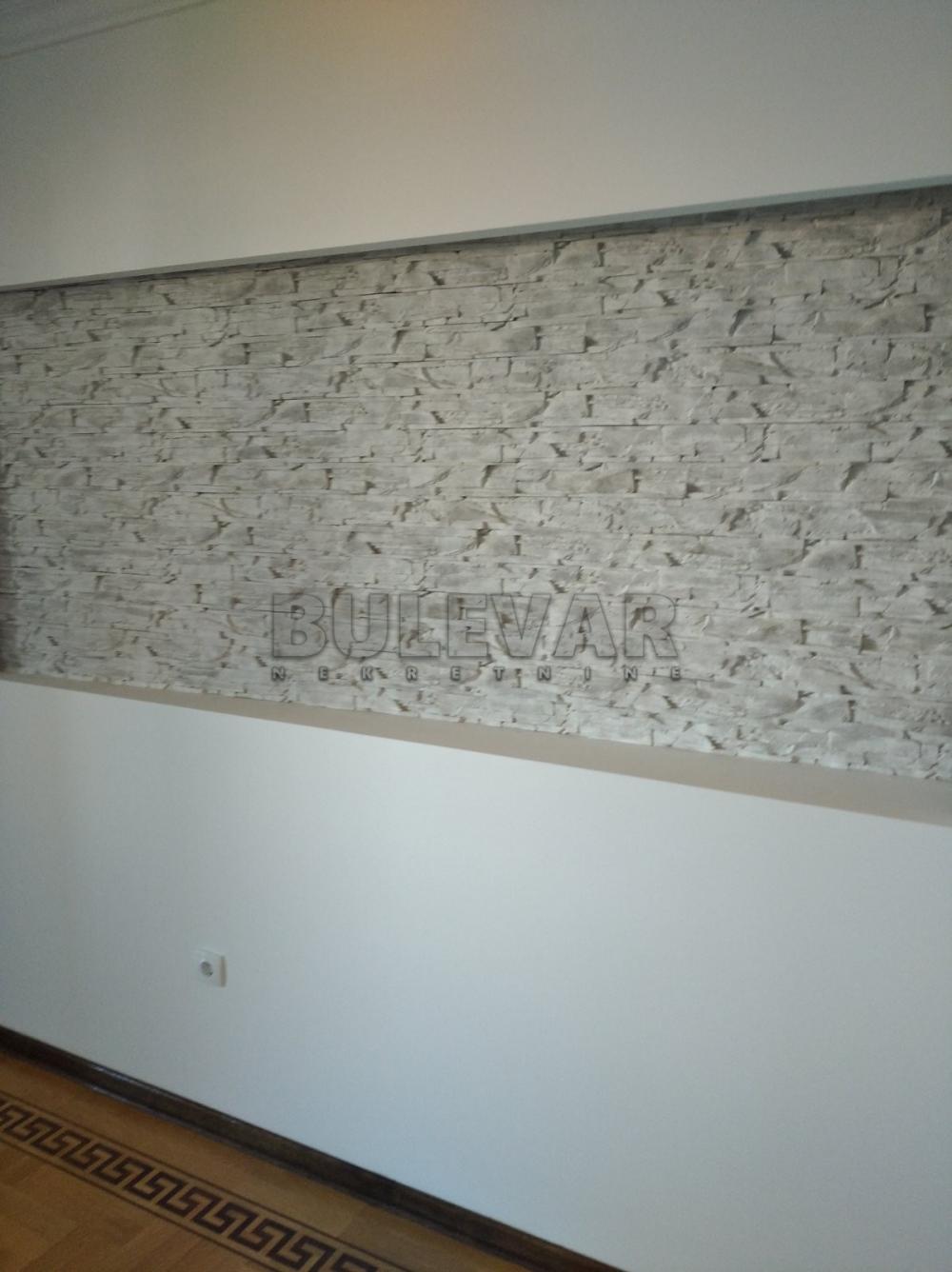 Slika 11 - Četvorosoban, 131m2, Ćirila i Metodija Kragujevac, sa terasom, ima lift