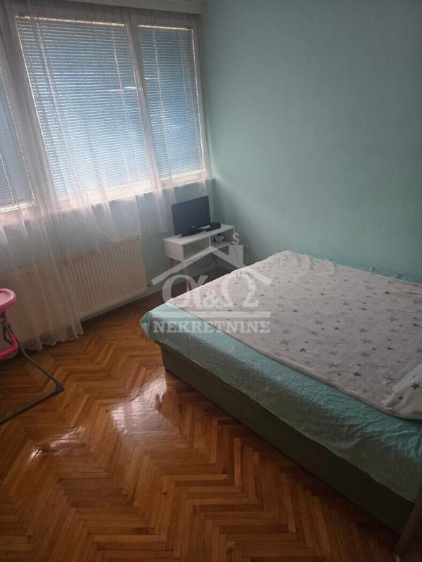 Slika 5 - Dvosoban, 48m2, Erdoglija Kragujevac, sa terasom