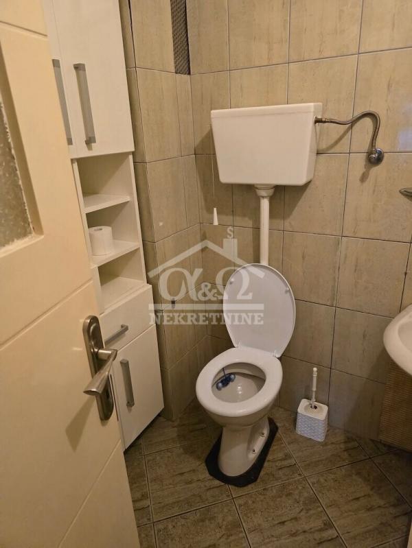 Slika 8 - Dvosoban, 48m2, Erdoglija Kragujevac, sa terasom