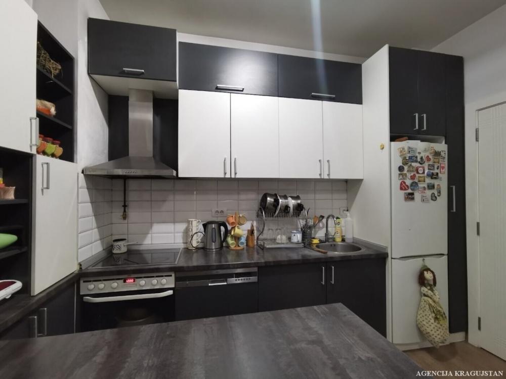 Slika 4 - Dvoiposoban, 53m2, sa terasom, ima lift