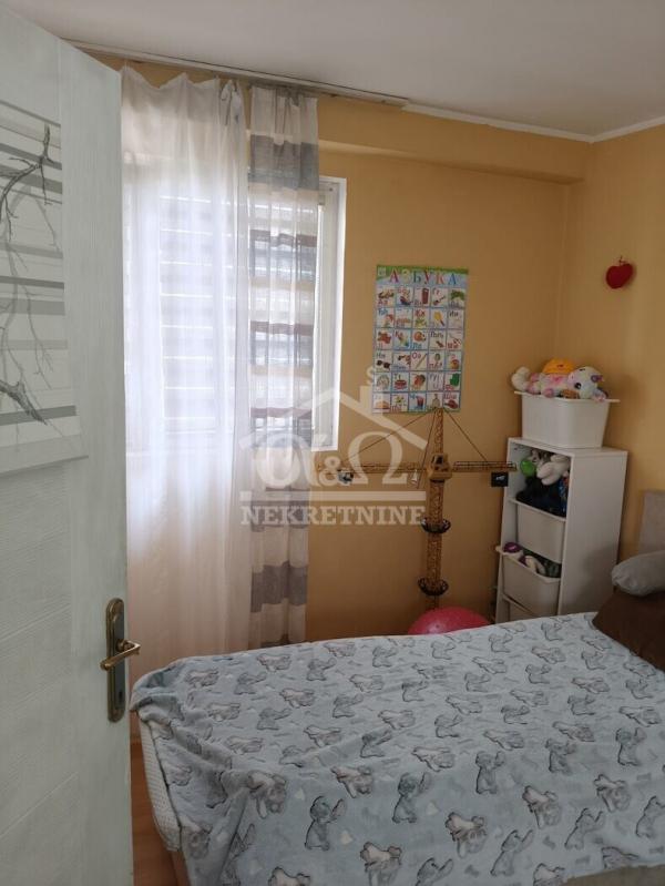 Slika 5 - Dvosoban, 38m2, Aerodrom Kragujevac, sa terasom