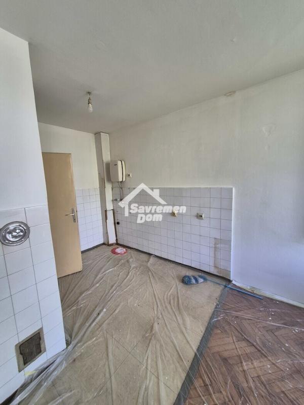 Slika 4 - Jednosoban, 38m2, Stanovo Kragujevac, sa terasom