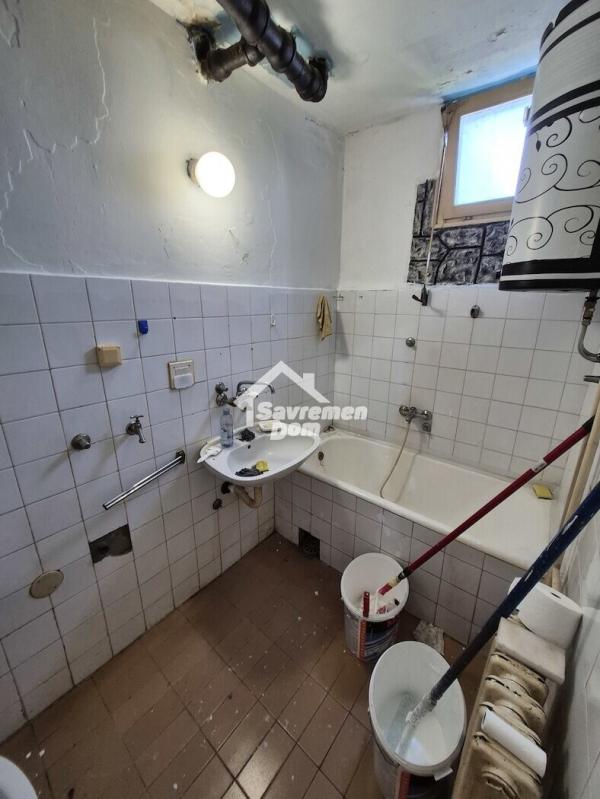 Slika 8 - Jednosoban, 38m2, Stanovo Kragujevac, sa terasom