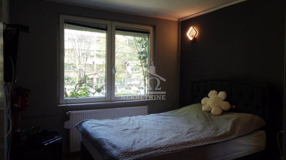 Slika 11 - Trosoban, 53m2, Bubanj Kragujevac, sa terasom