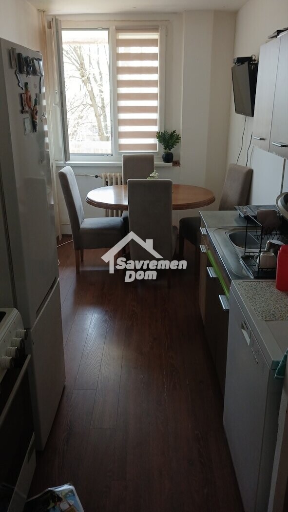 Slika 3 - Dvosoban, 55m2, Aerodrom Kragujevac, sa terasom